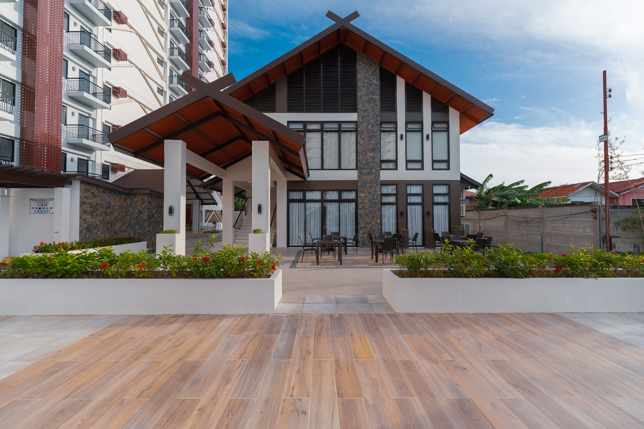 Royal Oceancrest Mactan