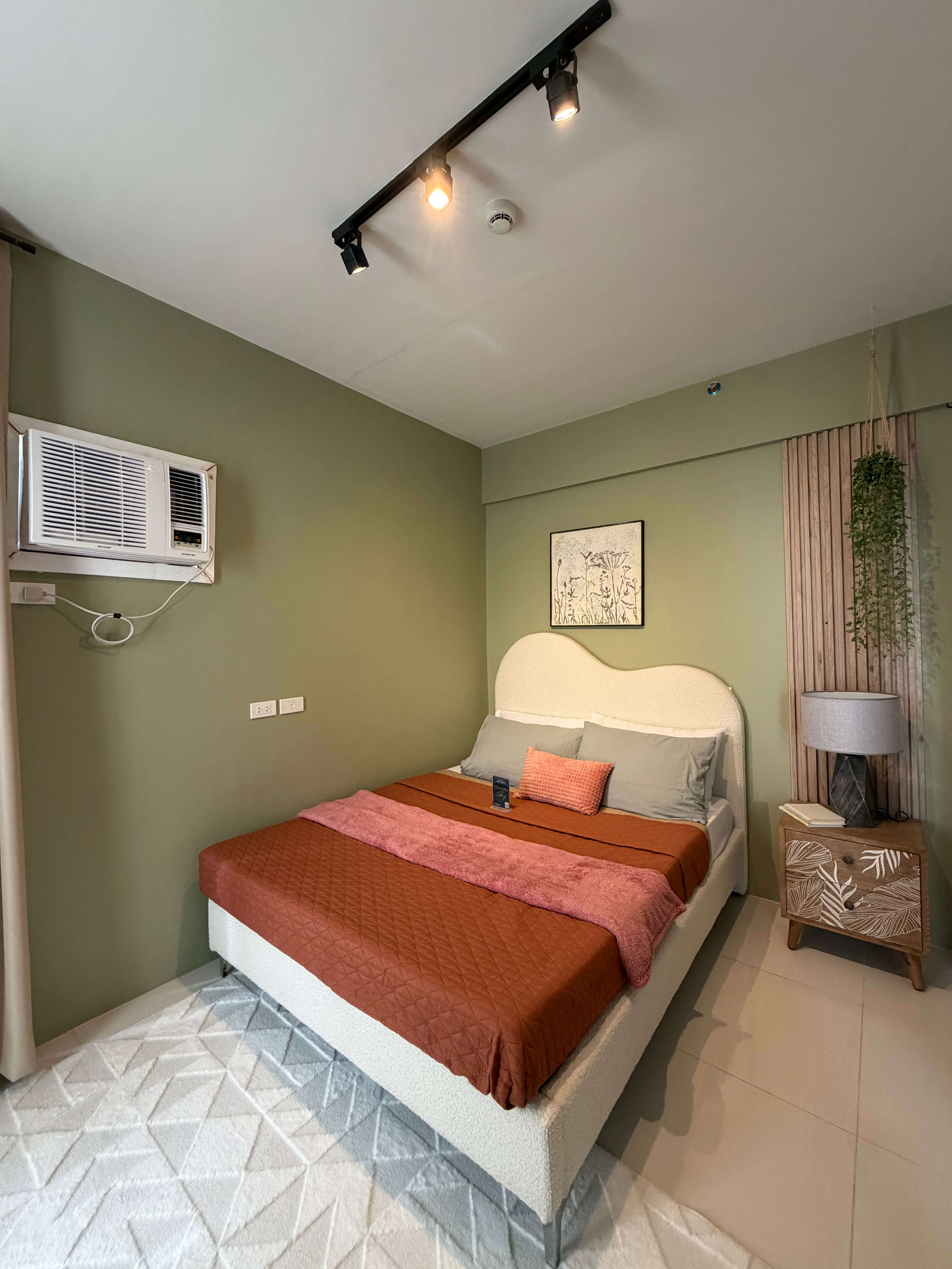 Royal Oceancrest Mactan 2