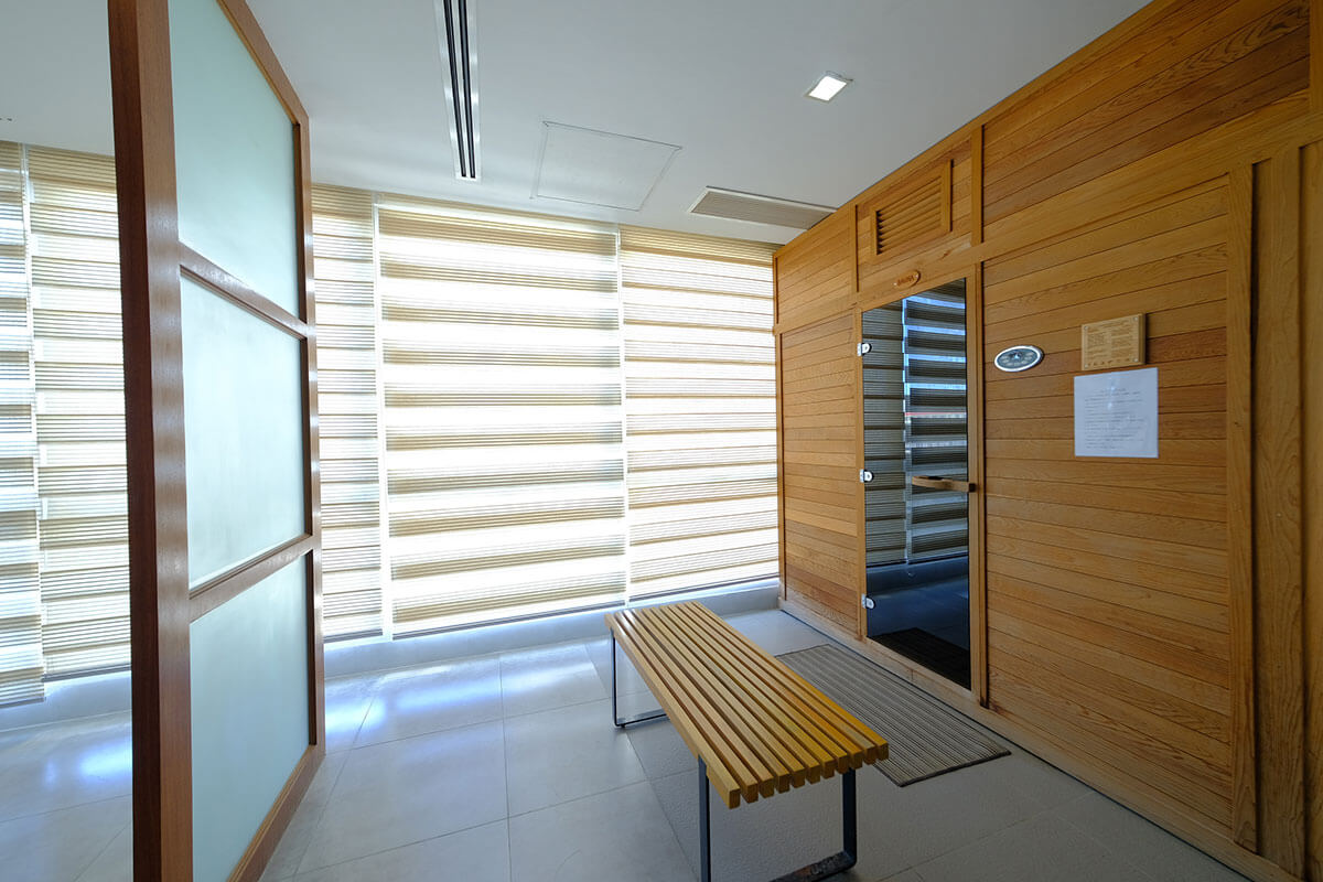 8 Newtown Boulevard
