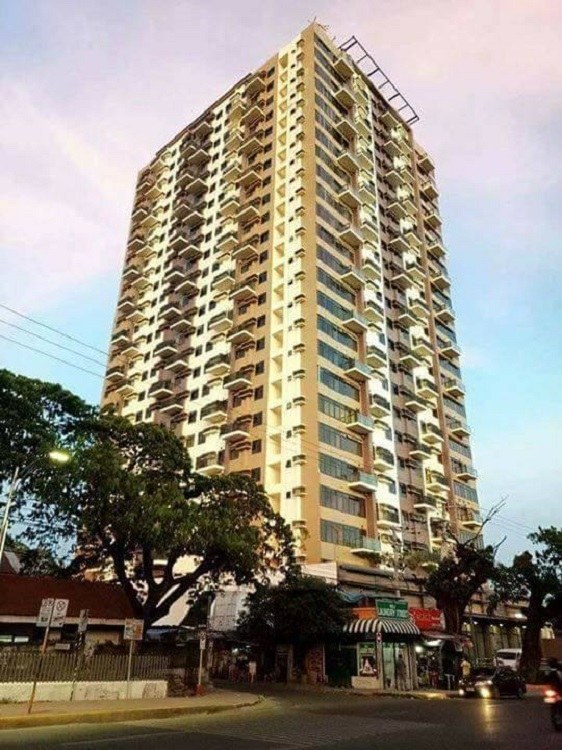 Azalea Place