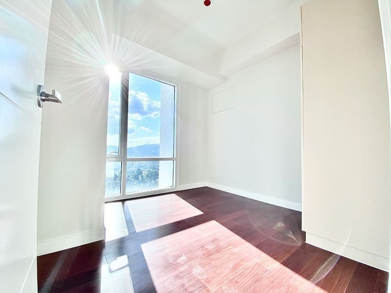 Marco Polo Residences