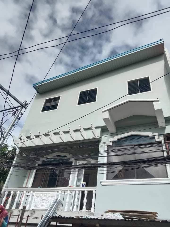 Kinasang-an Pardo 7-Bedroom House