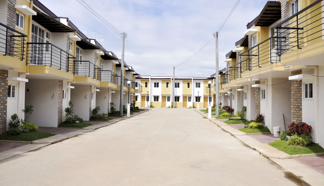 Sea Breeze Residences | Near SRP