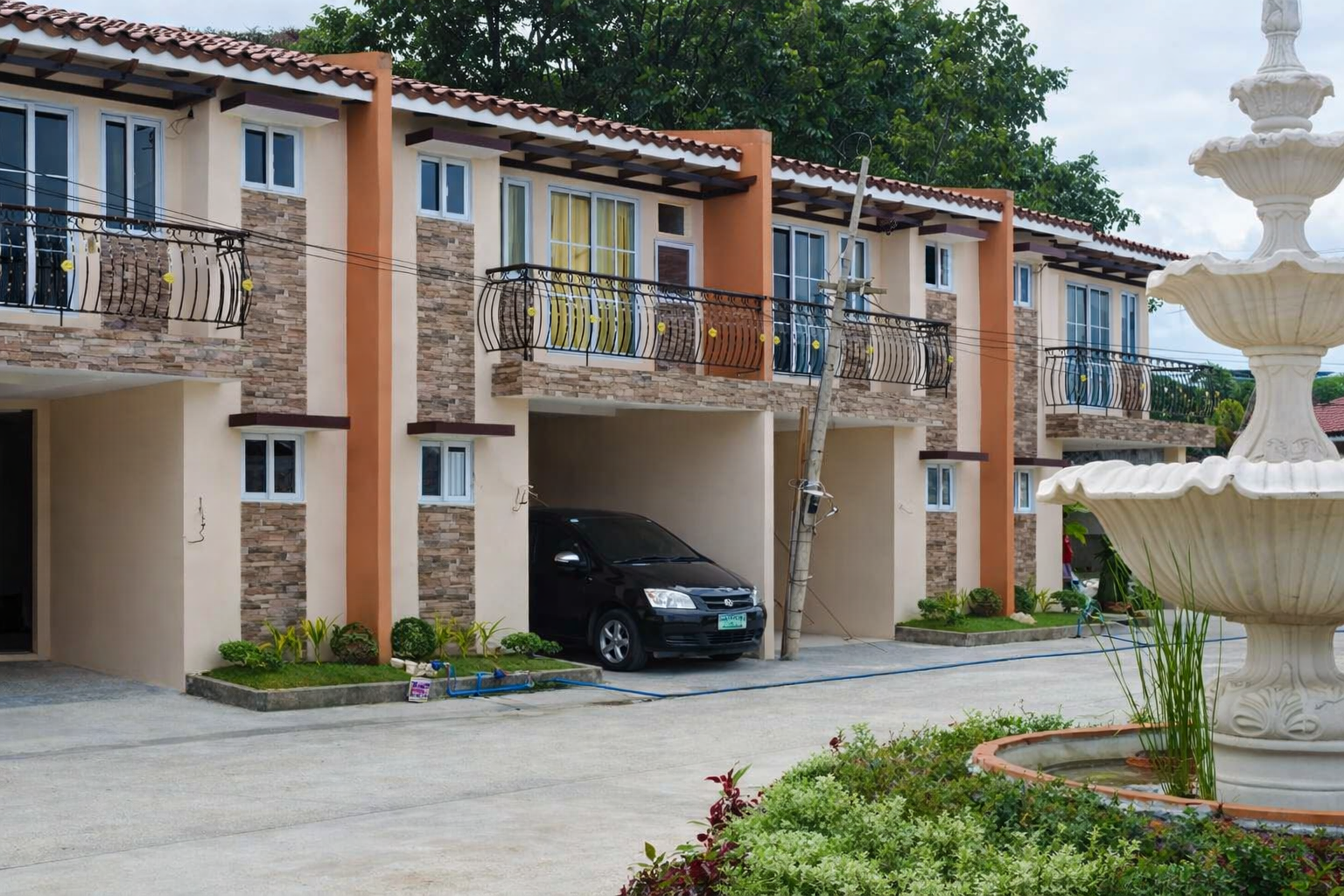 Santa Monica Estate - Talisay